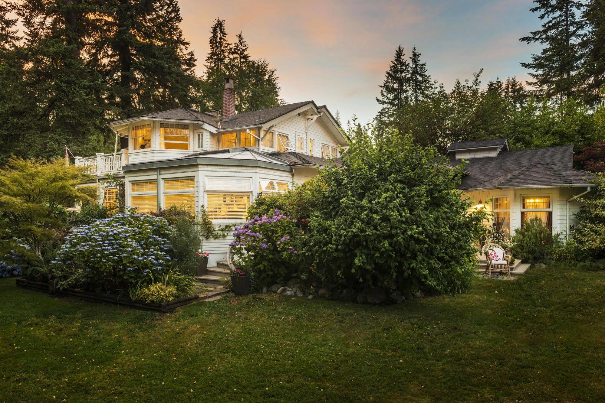 Thistledown House West Vancouver Eksteriør billede